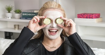 Best 8 Mud Face Packs Available in India