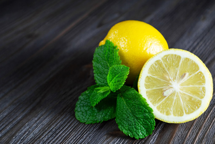 lemon-and-mint-leaves