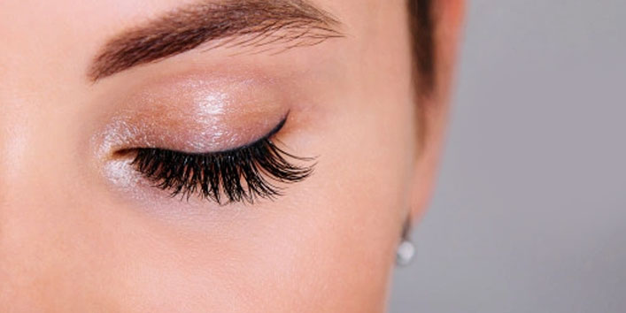 5 Best Home Remedies To Grow Thick Eyebrows Naturally